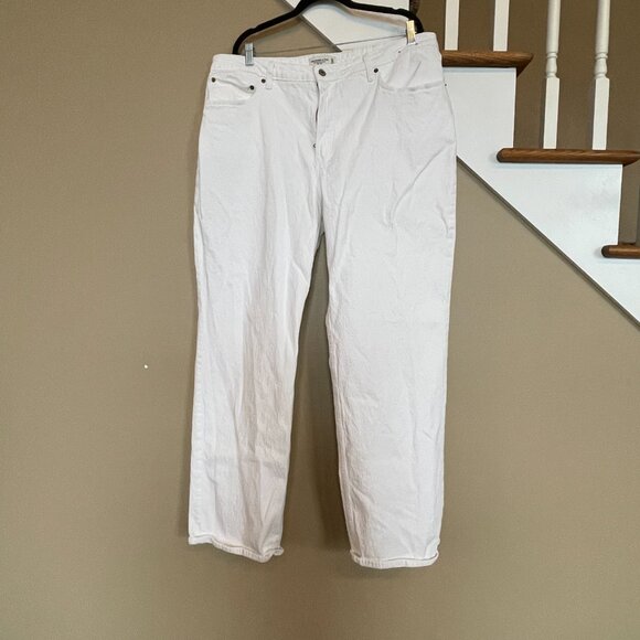Abercrombie & Fitch Curve Love High Rise 90s Relaxed Jean sz 18L - Picture 1 of 5